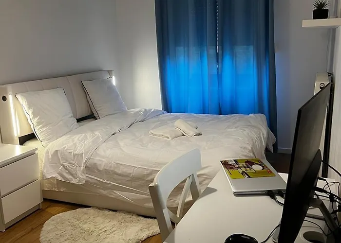 Beautiful Located In A Quiet 아파트 *